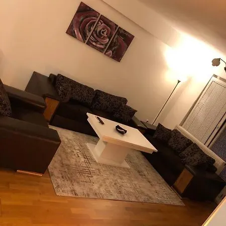 Kanna Apartments-grand Center - Free Parking アパート *