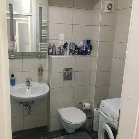 Kanna Apartments-grand Center - Free Parking アパート