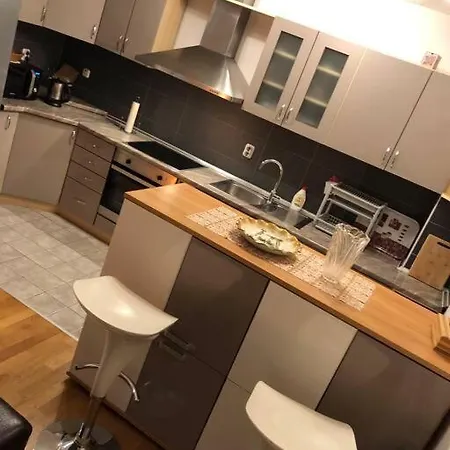 Kanna Apartments-grand Center - Free Parking サラエヴォ